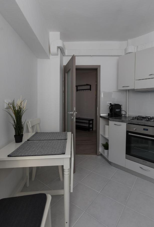 Lion'S Unirii Apartment Bukarest Kültér fotó